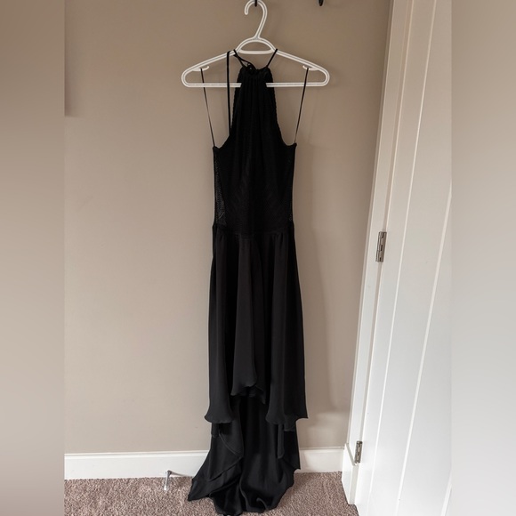 GUESS black high-low halter dress with lacy detailing and train skirt size M - Picture 2 of 6